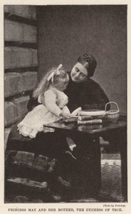 Księżniczka May i jej matka, księżna Teck autorstwa English Photographer