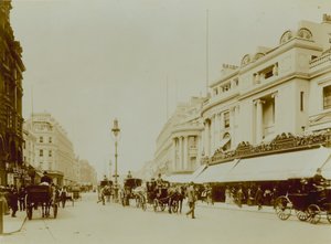 Regent Street, Londyn autorstwa English Photographer