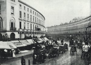 Regent Street, Kwadrant (zdjęcie czarno-białe) autorstwa English Photographer
