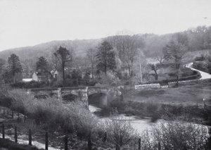 Rzeka Avon, Limpley Stoke (zdjęcie czarno-białe) autorstwa English Photographer