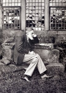 Robert Bridges, angielski poeta (zdjęcie czarno-białe) autorstwa English Photographer