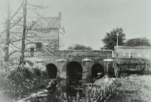 Roe Bridge, Mitcham Lane, 1897 autorstwa English Photographer