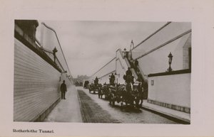 Tunel Rotherhithe autorstwa English Photographer