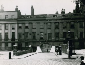 Sardinia Street, Lincolns Inn, Londyn autorstwa English Photographer