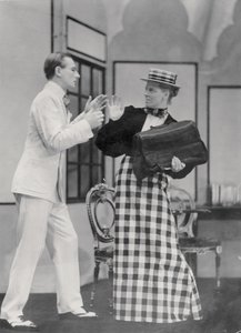 Scena ze znaczenia bycia poważnym, Oscar Wilde (1854-1900) w Lyric Hammersmith, 7 lipca 1930 autorstwa English Photographer