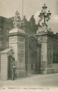 Strażnik, Pałac Buckingham autorstwa English Photographer