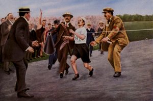 Cierpi na odwodnienie i wyczerpanie. Włoski sportowiec Dorando Pietri przechodzi przez linię mety, aby wygrać maraton na Igrzyskach Olimpijskich, Londyn, 1908 autorstwa English Photographer