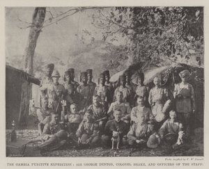 Gambia Punitive Expedition, Sir George Denton, pułkownik Brake i oficerowie sztabu autorstwa English Photographer