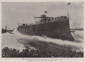 Wodowanie HMS Euryalus w Barrow, 20 maja, statek na wodzie