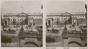 Mennica Królewska, Londyn autorstwa English Photographer