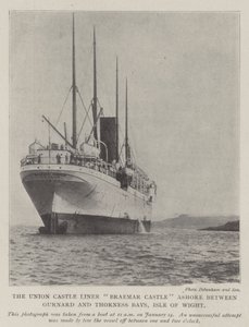 Union Castle Liner Zamek Braemar Na lądzie między zatokami Gurnard i Thorness, Isle of Wight autorstwa English Photographer
