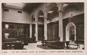 Muzeum Wiktorii i Alberta, South Kensington, Londyn autorstwa English Photographer