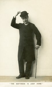 Miękkość jest właśnie tutaj (zdjęcie czarno-białe) autorstwa English Photographer