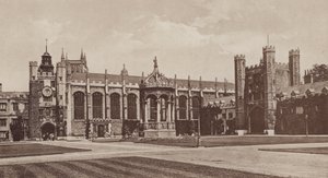 Trinity College, Great Court, Cambridge (zdjęcie czarno-białe) autorstwa English Photographer
