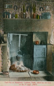 Pożar murawy w Huckaback, Castleton, Yorks, który nie wygasł od 73 lat. Pocztówka wysłana w 1913 roku. autorstwa English Photographer