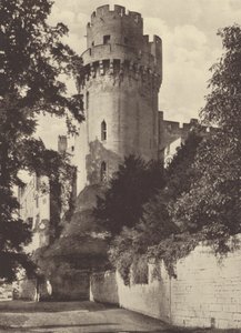 Zamek Warwick, Wieża Cezara (zdjęcie czarno-białe) autorstwa English Photographer
