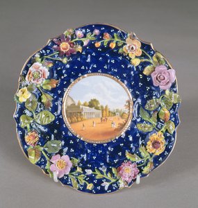 Płyta Chamberlains Worcester z inkrustowanym kwiatem i widokiem Pompowni Montpellier, Cheltenham, 1820 (ceramika) autorstwa English School
