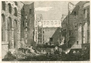 Jej Wysokość w towarzystwie Księżniczki Królewskiej zwiedza ruiny Covent Garden Theatre w Londynie autorstwa English School