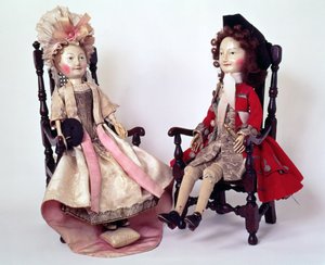 Lord and Lady Clapham, drewniane lalki wykonane w okresie Wilhelma i Marii, koniec XVII, ok. 1680 (patrz także 2453)