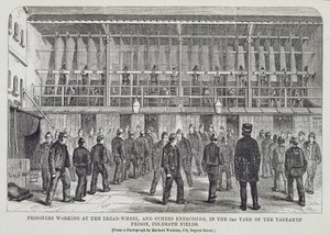 Więźniowie pracujący przy kole bieżnikowym i inni ćwiczący w 3. dziedzińcu więzienia włóczęgów, Coldbath Fields, z The Criminal Prisons of London i Scenes of Prison Life autorstwa Henry