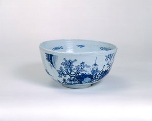 Misa do dziurkowania, prawdopodobnie wykonana w Brislington, ok. 1675-1700 (ceramika glazurowana cyną) autorstwa English School