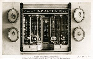 Spratt, Sklep spożywczy do Jej Królewskiej Mości, miniaturowy sklep dla Dzieci Królewskich, Chata Szwajcarska, Osborne House, Isle of Wight (lito po zdjęciu)