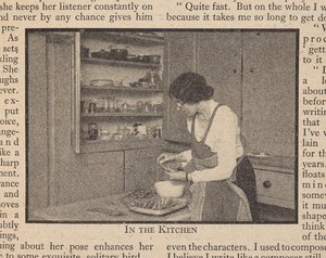 Sylvia w kuchni przy 113 Inverness Terrace, w powieści Louise Morgan „Sylvia Townsend Warner: pisarka, która nie przestrzega żadnej z zasad”, Everyman New Series 4 autorstwa English School