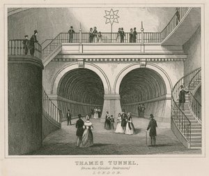 Tunel Tamizy z okrągłych schodów autorstwa English School