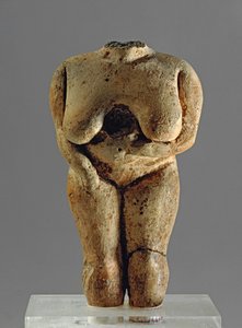 Figurka kobiety bez głowy, 3400-3000 p.n.e. (terakota)