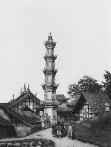 Kiungchou, Szechuan, wioska (zdjęcie czarno-białe) autorstwa Ernst Boerschmann