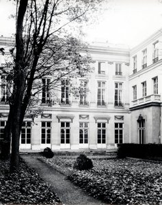 Maison Alexandre, fasada w ogrodzie (16, rue de la ville l