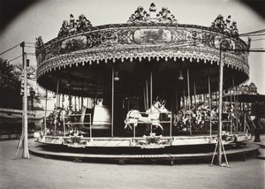 Karuzela autorstwa Eugène Atget