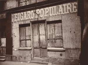 Le Figaro populaire, 122 Boulevard de la Villette (fasada zakładu fryzjerskiego, 122 Boulevard de la Villette) autorstwa Eugène Atget