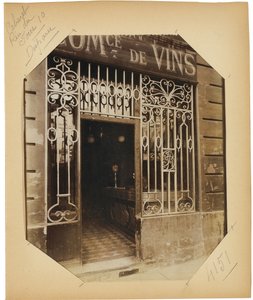 Strona z albumu „Dokumenty do historii starego Paryża”, ok. 1910 (odbitka albumowa) (zob. także 622596-600) autorstwa Eugène Atget