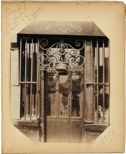 Strona z albumu "Dokumenty do historii starego Paryża", ok. 1910 autorstwa Eugène Atget