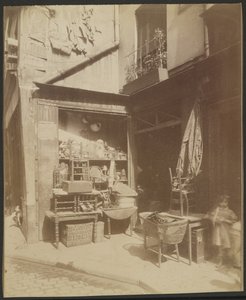 Brocanteur, Un Coin de la Rue Beaubourg, 8 (4) autorstwa Eugène Atget