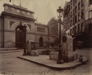 Fontanna Politechniki LÉcole, 1902. autorstwa Eugène Atget