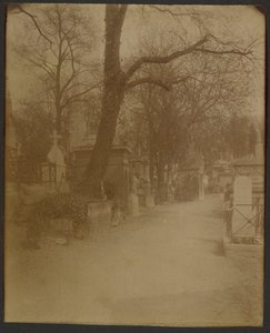 Père Lachaise autorstwa Eugène Atget