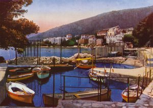 Opatija, obecnie Opatija w Chorwacji: Porticciuolo z widokiem na południową promenadę (zdjęcie) autorstwa European Photographer