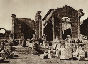 Sbeitia, Temple (zdjęcie czarno-białe) autorstwa European Photographer
