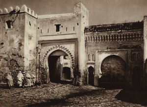 Tetuan, brama starego miasta (zdjęcie czarno-białe) autorstwa European Photographer