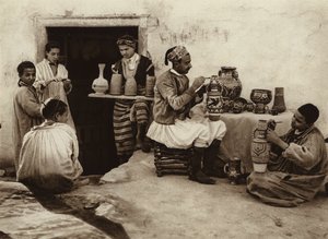 Tunis, szopa garncarska (zdjęcie czarno-białe) autorstwa European Photographer