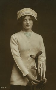 Młoda kobieta z kijami golfowymi (kolorowe zdjęcie) autorstwa European Photographer