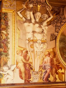 Freski i sztukaterie w galerii Franciszka I w Chateau de Fontainebleau we Francji (wpisane na Listę Światowego Dziedzictwa UNESCO autorstwa F. and Rosso Fiorentino G. Primaticcio