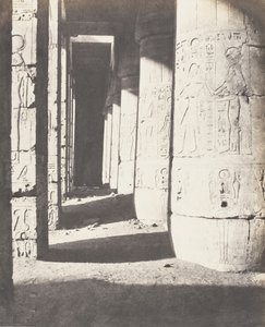 Medinet-Abou Teby, Konstrukcje Tylne - Drugi Sąd - Ga..., 1851-52, druk 1853-54. autorstwa Félix Teynard