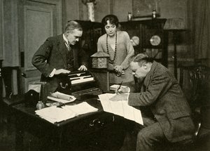Poddanie się Hornblowera, 1920, 1928. autorstwa Foulsham and Banfield