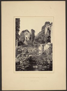 Zamek Raglan, widok w kierunku Fountain Court autorstwa Francis Bedford
