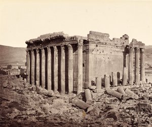 Świątynia Jowisza, Baalbek, od północnego zachodu autorstwa Francis Bedford