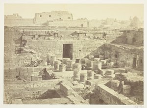 Nowe wykopaliska w Medinet-Habu autorstwa Francis Frith