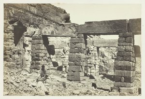 Portyk świątyni Cerfa Hossayn, Nubia, 1857. autorstwa Francis Frith